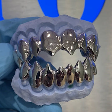 Atown Grillz "SHARK MOUF" 16 PIECE