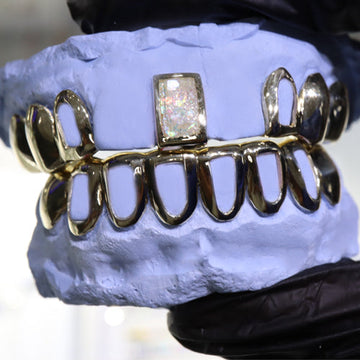 Atown Grillz "PEARL OF OPAL WITH GAP"